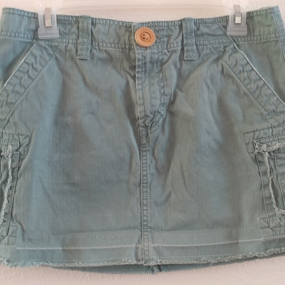 Old Navy mini skirt Sz 8 *******